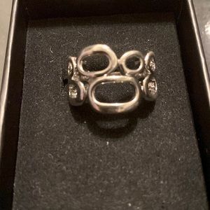 WOMEN’S RING SIZE 8